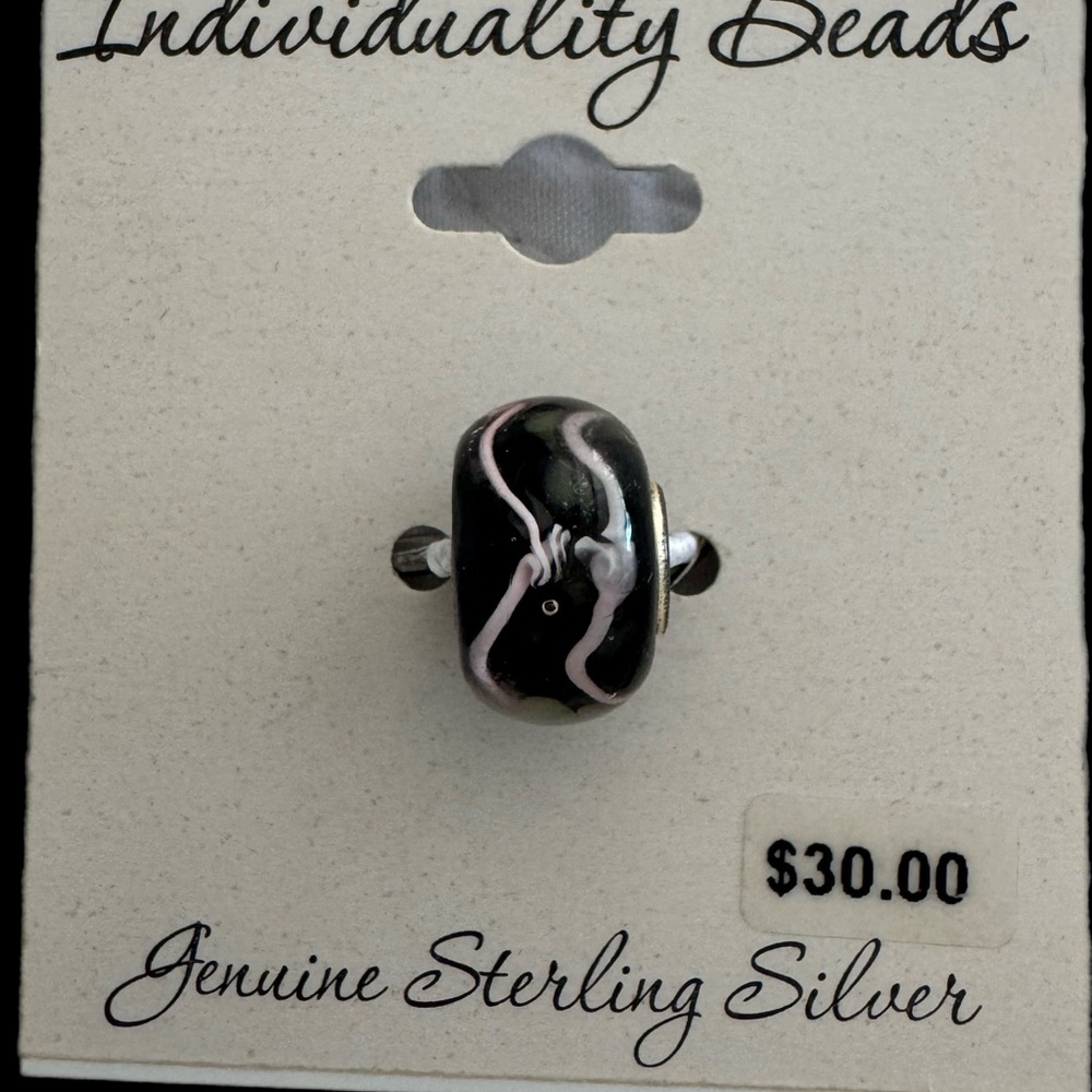 💎Individuality Beads - Kohl's Black and Pink charm bracelet bead